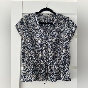 Sienna Sky Navy Floral Peplum Top Womens L V Neck Tie Waist Blouse